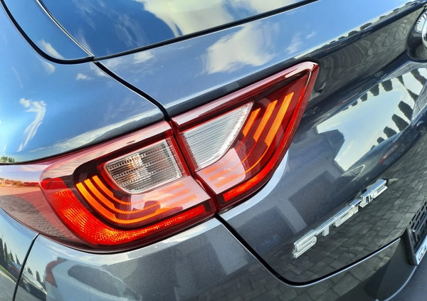 Kia Stonic cena 59800 przebieg: 93000, rok produkcji 2019 z Trzemeszno małe 497